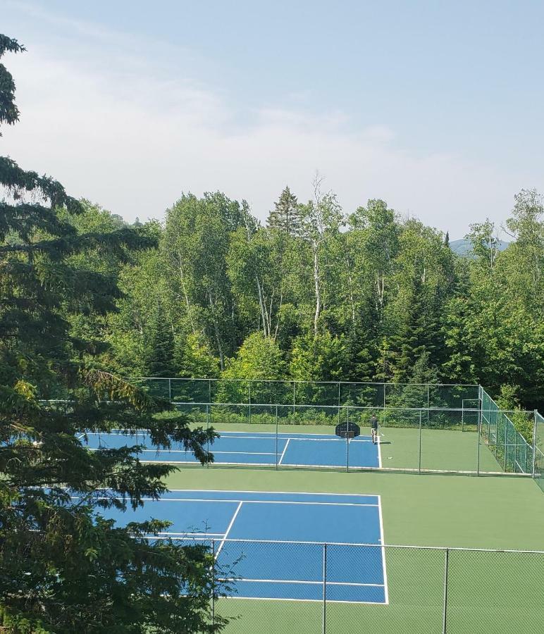 Hotel Far Hills Val-Morin 외부 사진